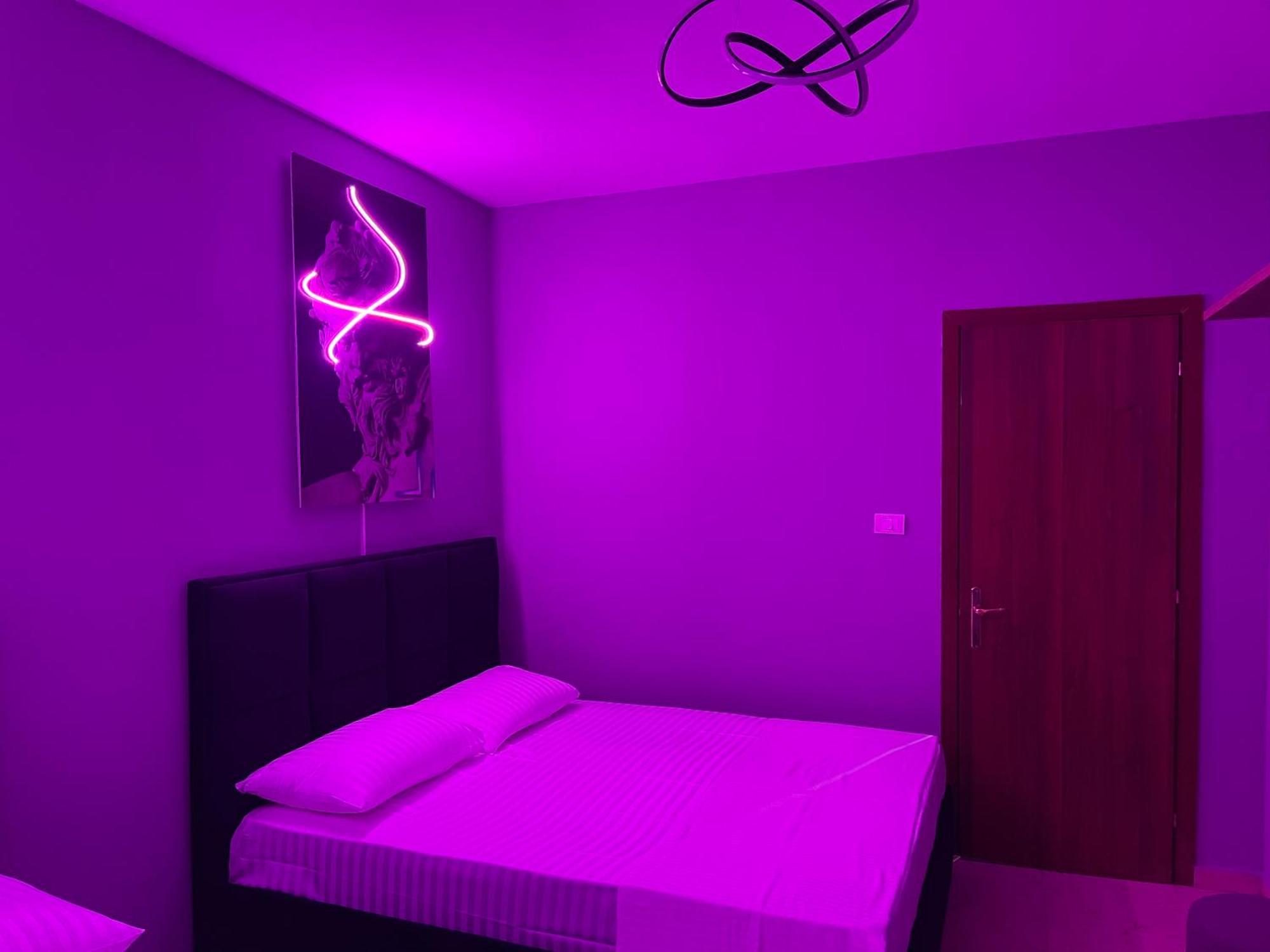 Super House 2 Blloku - 3 Rooms Tirana Exterior photo